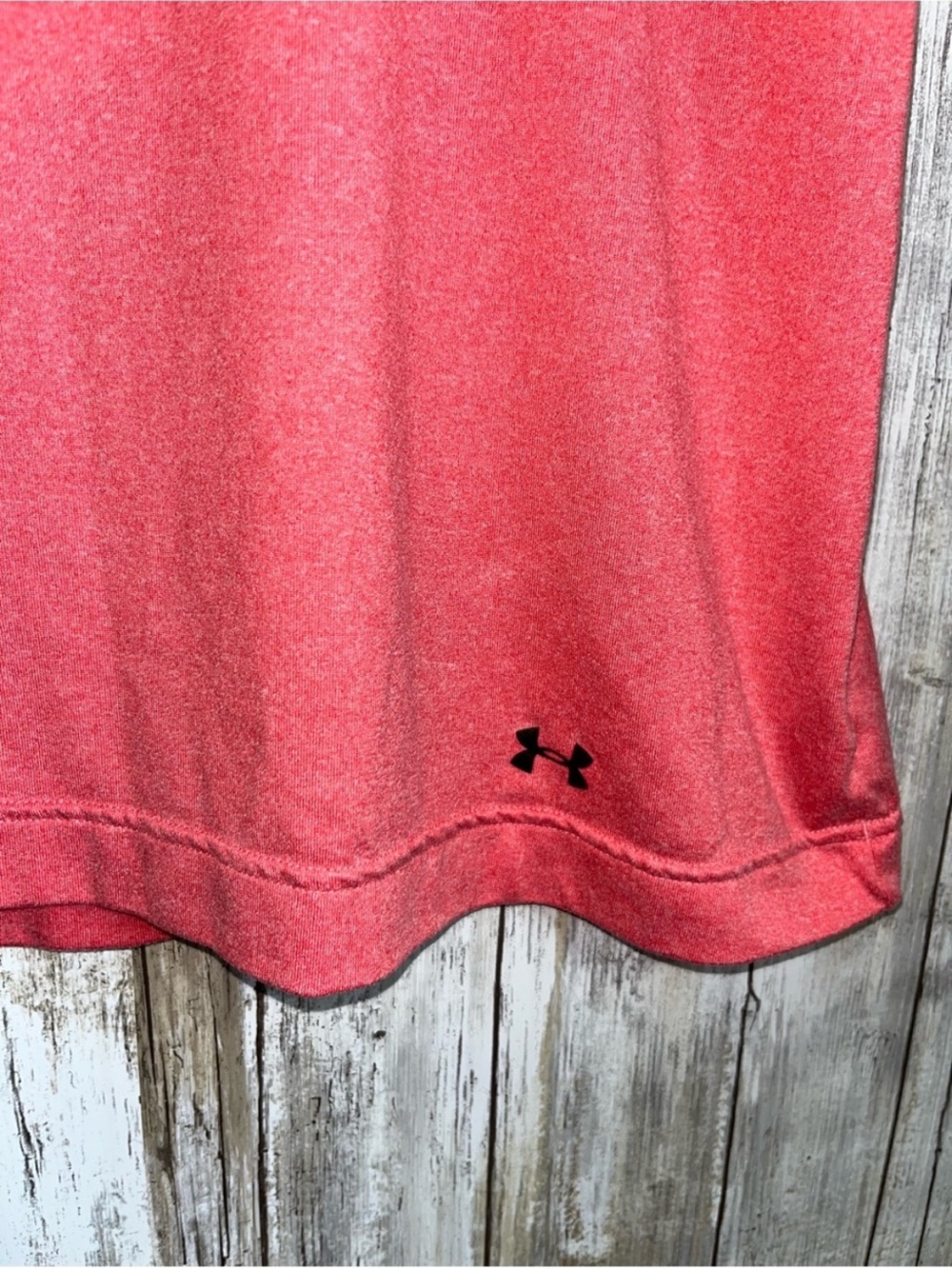 Under Armour HeatGear Pink Short Sleeve Top XL Athletic Tee Button Shoulder - Picture 2 of 5